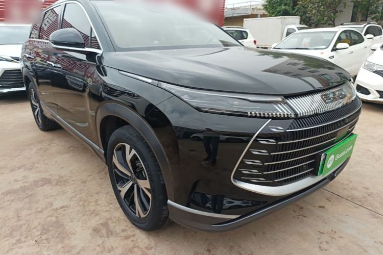 Used BYD Frigate 07 2023 DM-i 100KM Luxury Model Front Right 45 Deg