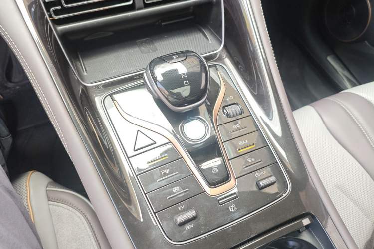 Used BYD Frigate 07 2023 DM-i 205KM Flagship Model Gear Lever