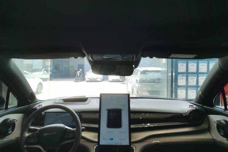 Used BYD Frigate 07 2023 DM-i 205KM Flagship Model Headliner