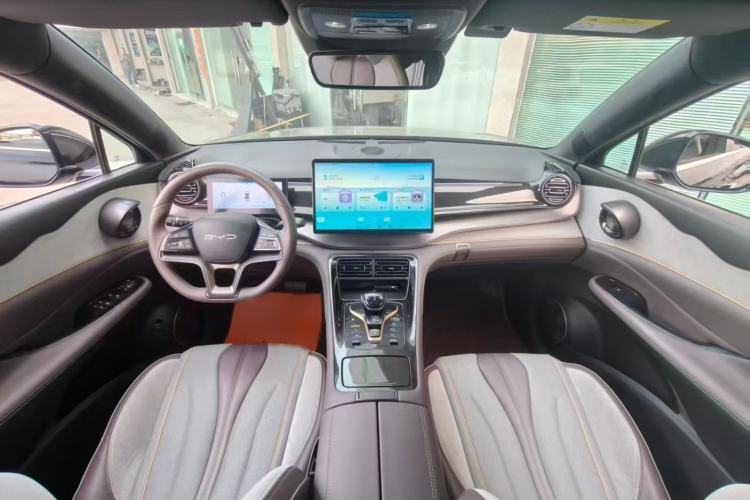 Used BYD Frigate 07 2023 DM-i 100KM Prestige Model Interior 2