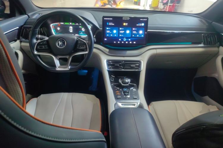 Used BYD Frigate 07 2023 DM-i 100KM Flagship Model Interior 2