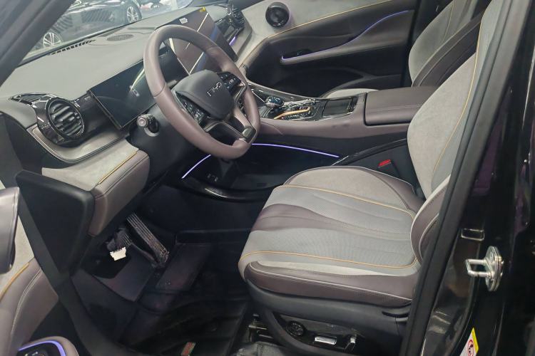 Used BYD Frigate 07 2023 DM-i 205KM Prestige Model Interior 3