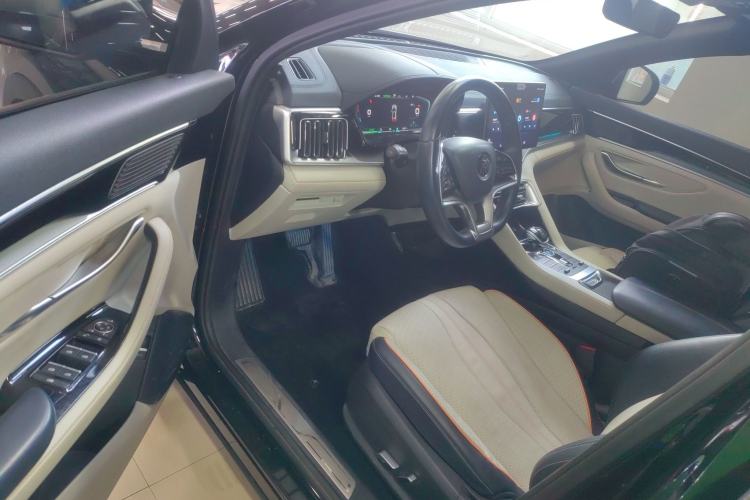 Used BYD Frigate 07 2023 DM-i 100KM Flagship Model Interior 3