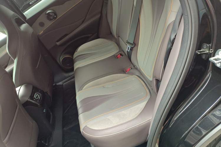 Used BYD Frigate 07 2023 DM-i 205KM Flagship Model Interior 4