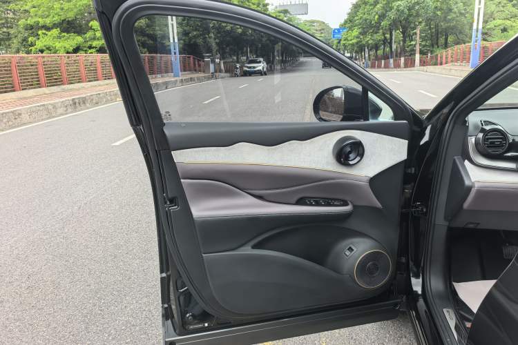 Used BYD Frigate 07 2023 DM-i 205KM Prestige Model Interior 6