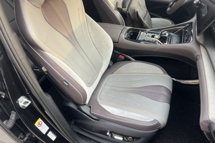 Used BYD Frigate 07 2023 DM-i 100KM Prestige Model Interior 7