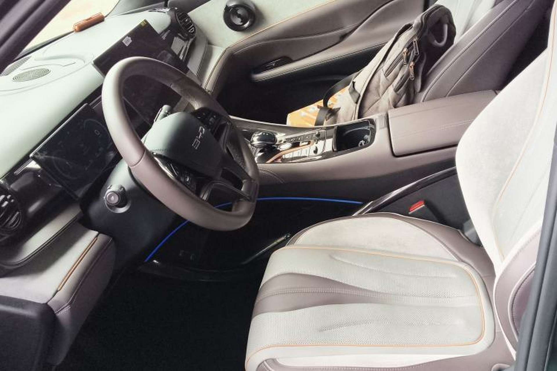 Used BYD Frigate 07 2023 DM-i 100KM Prestige Model Left Front Seat