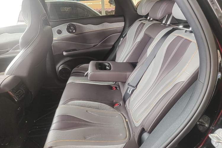 Used BYD Frigate 07 2023 DM-i 100KM Prestige Model Left Rear Seat