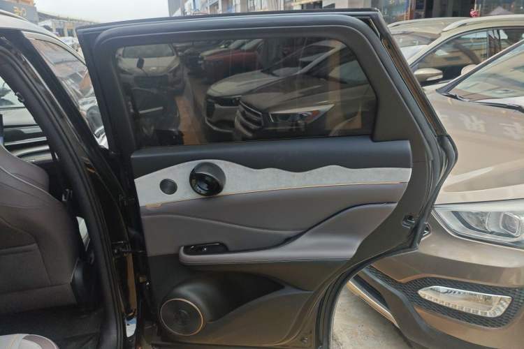 Used BYD Frigate 07 2023 DM-i 205KM Flagship Model Right Rear Door Interior