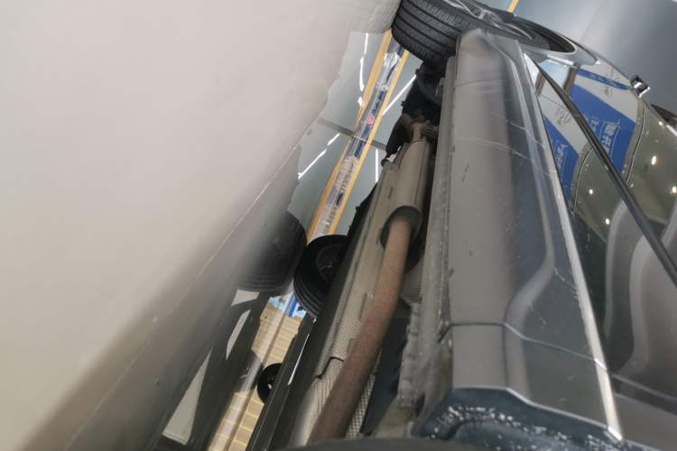 Used BYD Frigate 07 2023 DM-i 205KM Flagship Model Right Side Sill