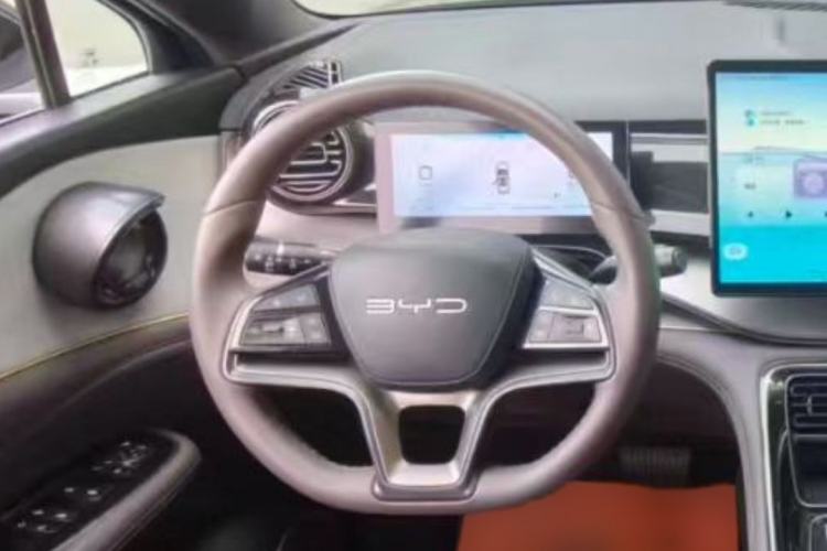 Used BYD Frigate 07 2023 DM-i 100KM Prestige Model Steering Wheel