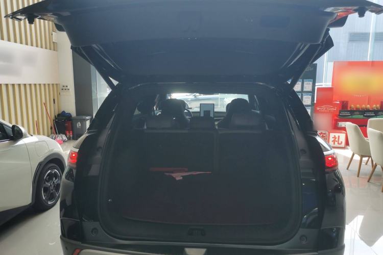 Used BYD Frigate 07 2023 DM-i 205KM Flagship Model Trunk