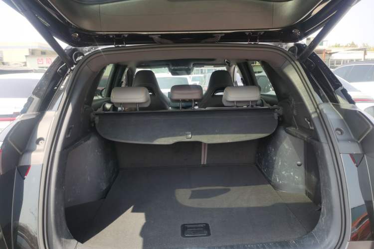 Used BYD Frigate 07 2023 DM-i 100KM Prestige Model Trunk