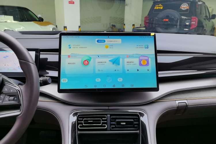 Used BYD Frigate 07 2023 DM-i 100KM Flagship Model Audio And AC Panel