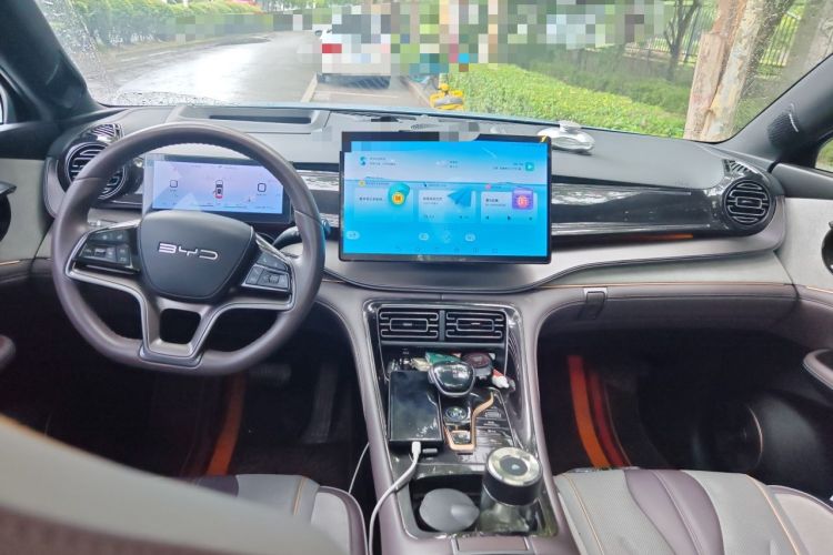 Used BYD Frigate 07 2023 DM-i 100KM Flagship Model Center Console