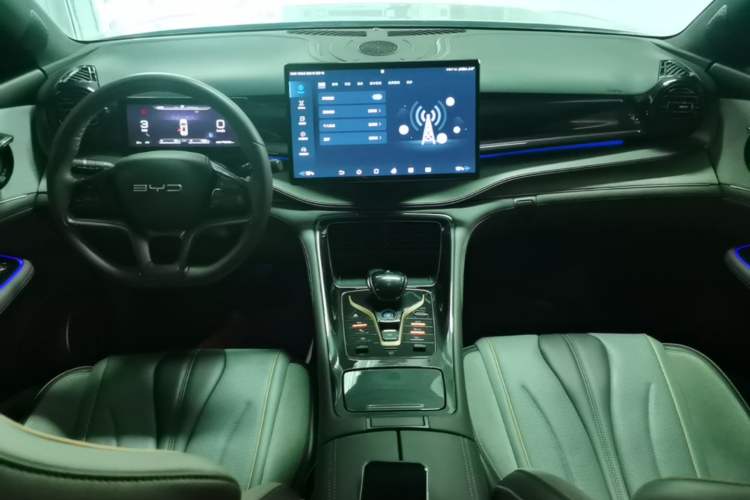 Used BYD Frigate 07 2023 DM-i 100KM Prestige Model Center Console
