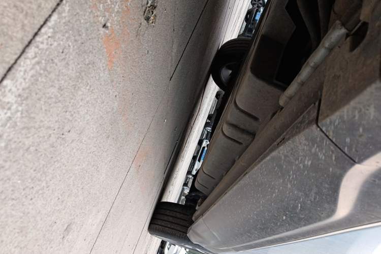 Used BYD Frigate 07 2023 DM-i 100KM Flagship Model Chassis Front Left