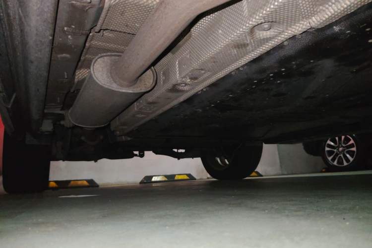 Used BYD Frigate 07 2023 DM-i 100KM Flagship Model Chassis Front Right