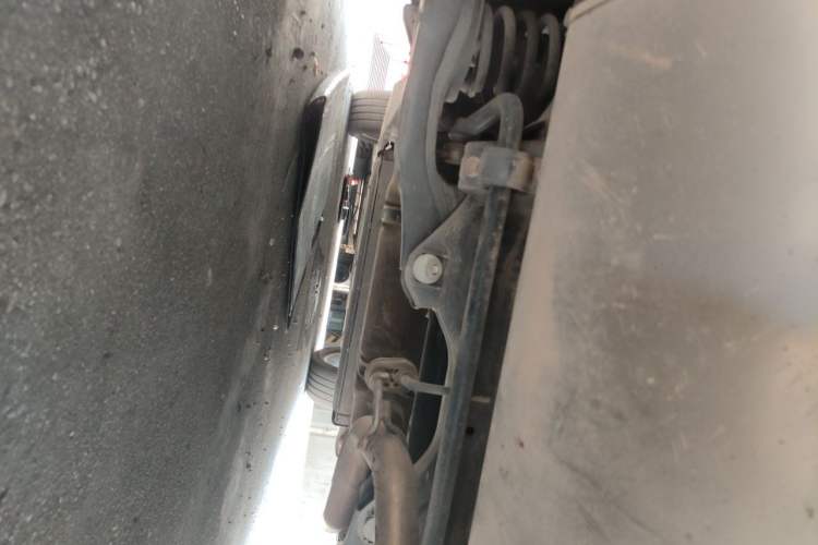 Used BYD Frigate 07 2023 DM-i 205KM Prestige Model Chassis Rear
