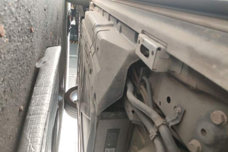 Used BYD Frigate 07 2023 DM-i 205KM Prestige Model Chassis Rear Left