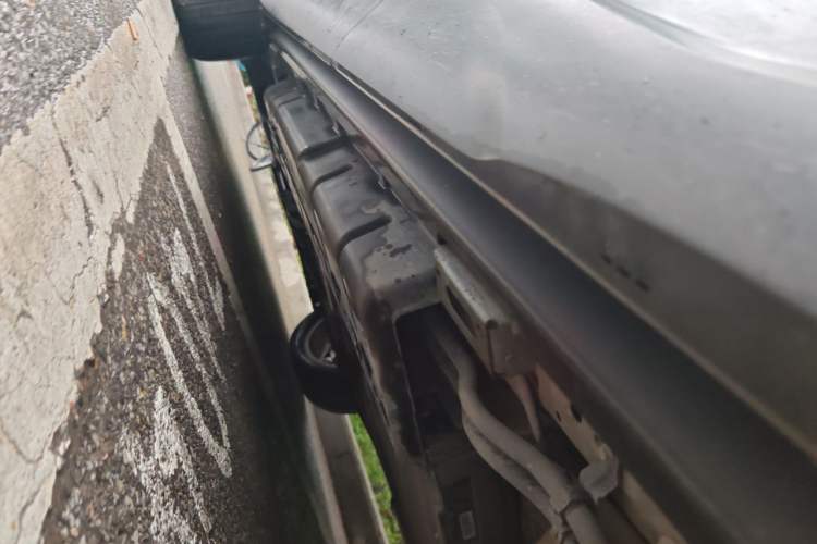 Used BYD Frigate 07 2023 DM-i 100KM Flagship Model Chassis Rear Left