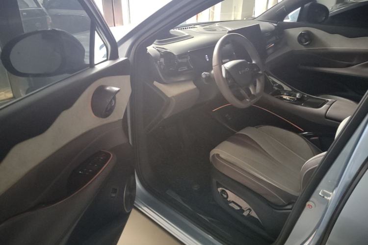 Used BYD Frigate 07 2023 DM-i 100KM Flagship Model Driver Seat