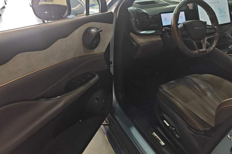 Used BYD Frigate 07 2023 DM-i 100KM Flagship Model Driver Seat