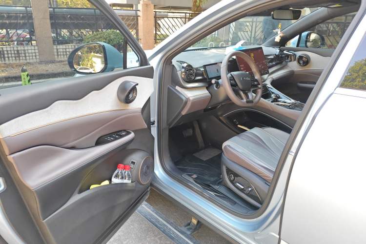 Used BYD Frigate 07 2023 DM-i 100KM Prestige Model Driver Seat