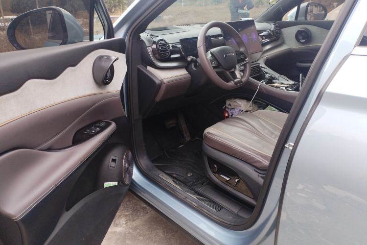 Used BYD Frigate 07 2023 DM-i 100KM Flagship Model Driver Seat