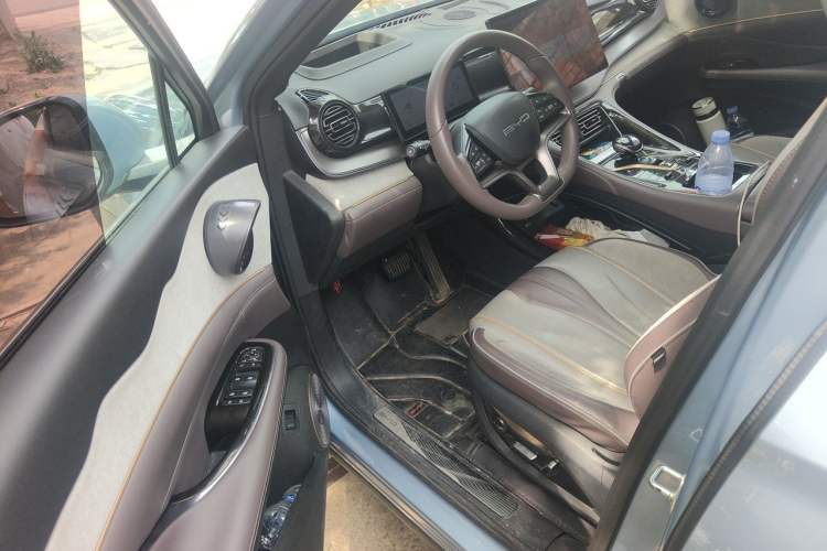 Used BYD Frigate 07 2023 DM-i 100KM Flagship Model Driver Seat