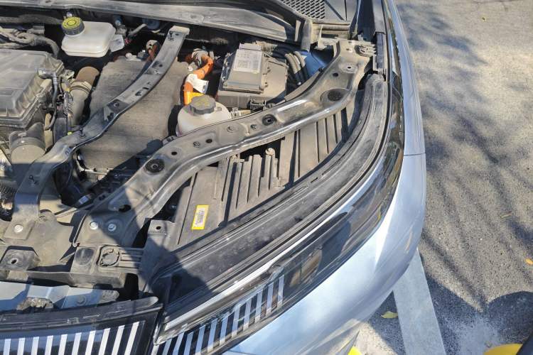 Used BYD Frigate 07 2023 DM-i 100KM Prestige Model Engine Bay Left