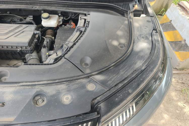 Used BYD Frigate 07 2023 DM-i 100KM Flagship Model Engine Bay Left