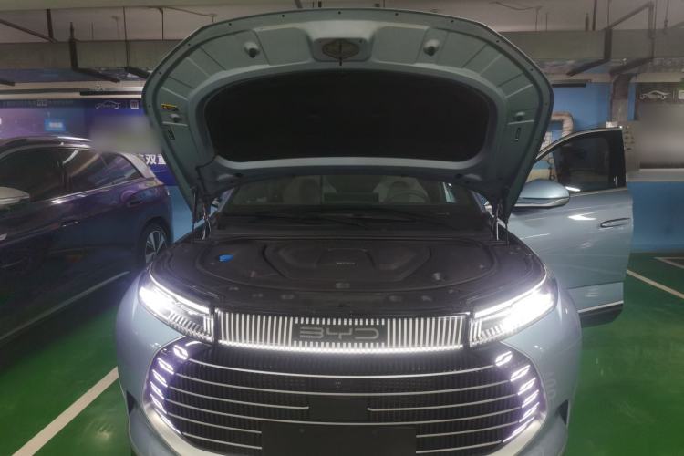 Used BYD Frigate 07 2023 DM-i 205KM Flagship Model Engine Bay