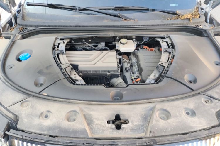 Used BYD Frigate 07 2023 DM-i 100KM Flagship Model Engine Bay