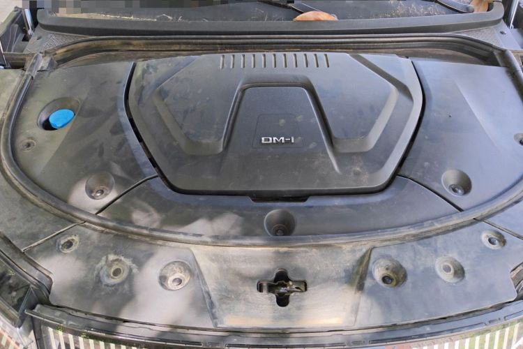 Used BYD Frigate 07 2023 DM-i 205KM Flagship Model Engine Bay