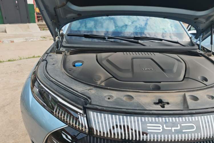 Used BYD Frigate 07 2023 DM-i 205KM Prestige Model Engine Bay Right