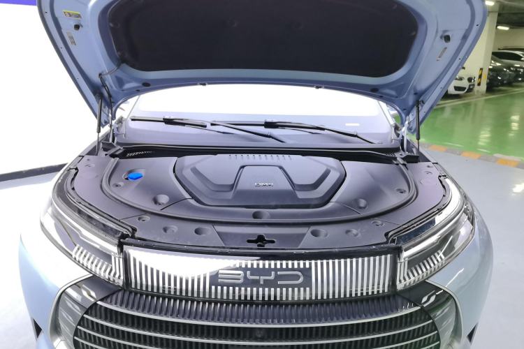 Used BYD Frigate 07 2023 DM-i 100KM Flagship Model Engine Bay