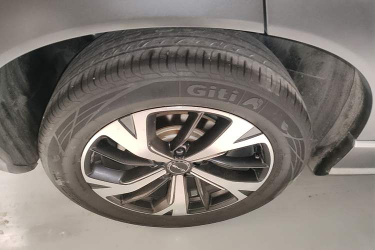 Used BYD Frigate 07 2023 DM-i 100KM Luxury Model Exterior 5