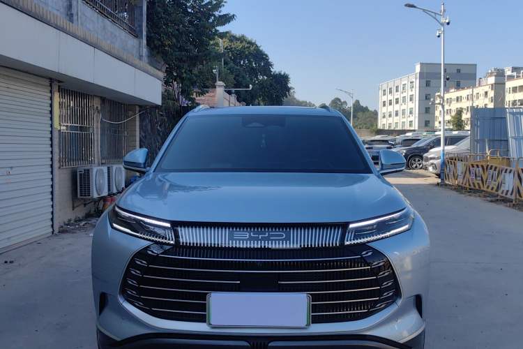 Used BYD Frigate 07 2023 DM-i 100KM Flagship Model Exterior 5