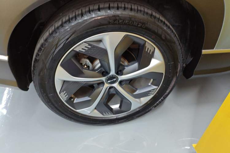 Used BYD Frigate 07 2023 DM-i 100KM Flagship Model Exterior 8