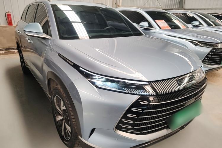 Used BYD Frigate 07 2023 DM-i 100KM Luxury Model Front Right 45 Deg