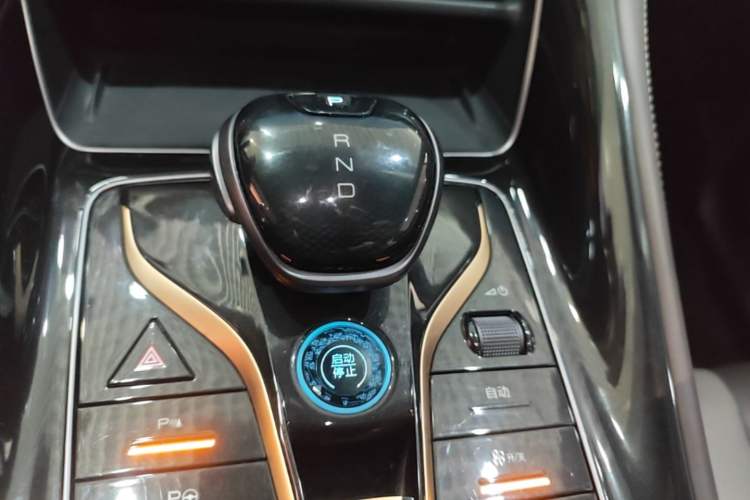 Used BYD Frigate 07 2023 DM-i 100KM Flagship Model Gear Lever