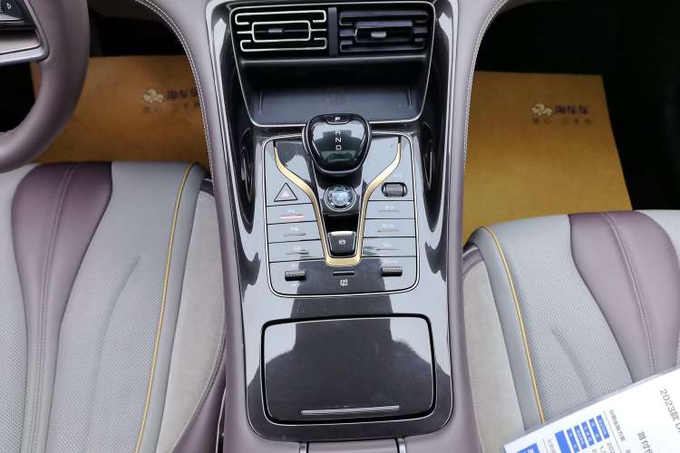 Used BYD Frigate 07 2023 DM-i 100KM Flagship Model Gear Lever