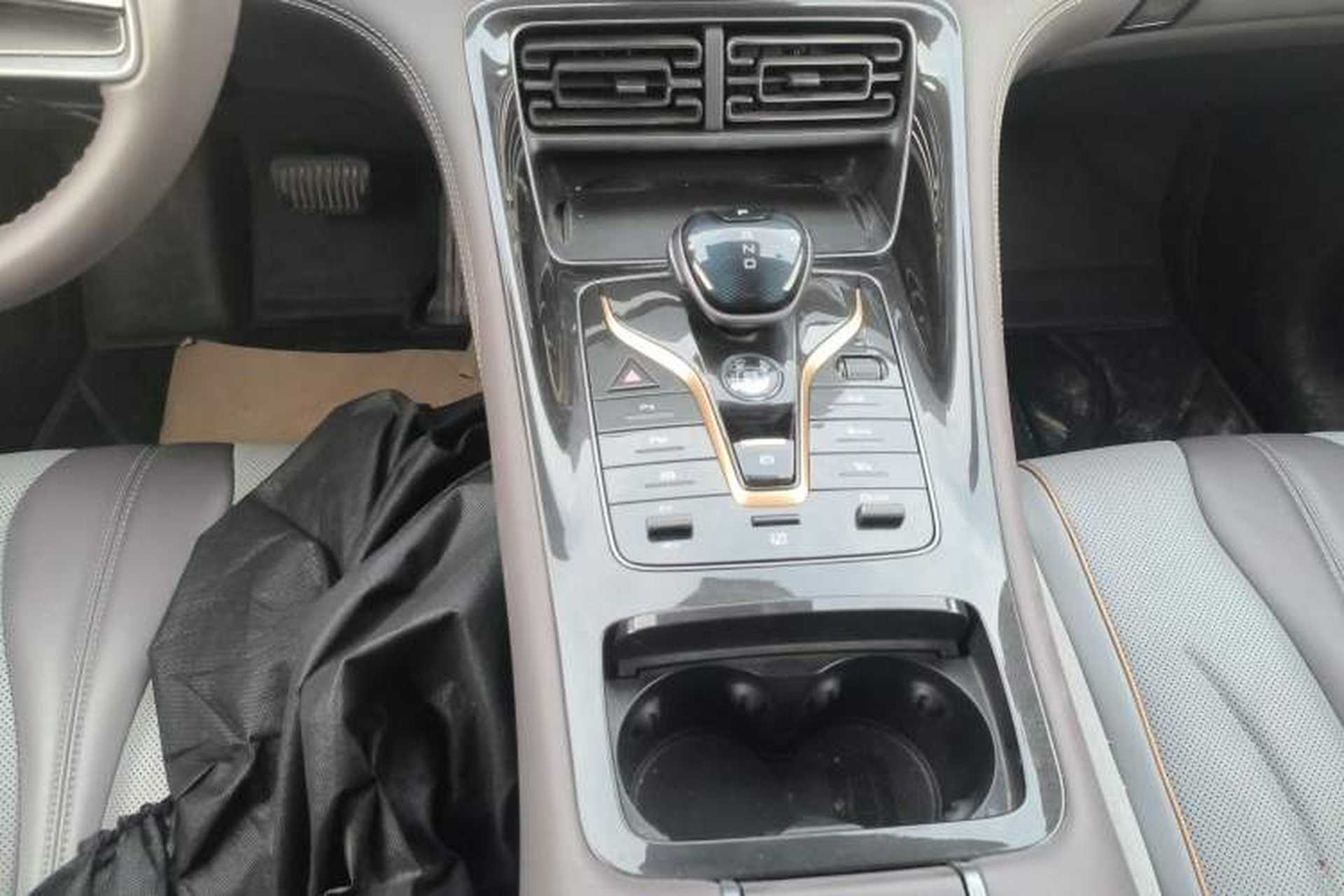 Used BYD Frigate 07 2023 DM-i 100KM Flagship Model Gear Lever