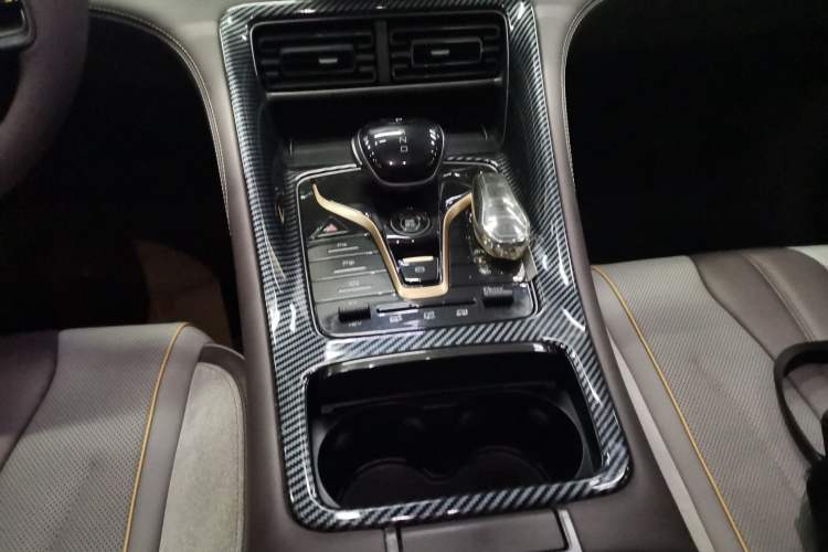 Used BYD Frigate 07 2023 DM-p 175 km Four-Wheel Drive Flagship Model Gear Lever