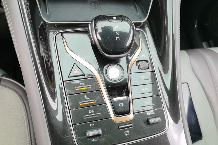 Used BYD Frigate 07 2023 DM-i 100KM Prestige Model Gear Lever