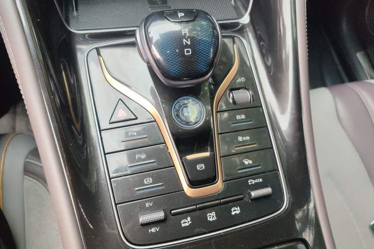 Used BYD Frigate 07 2023 DM-p 175 km Four-Wheel Drive Flagship Model Gear Lever