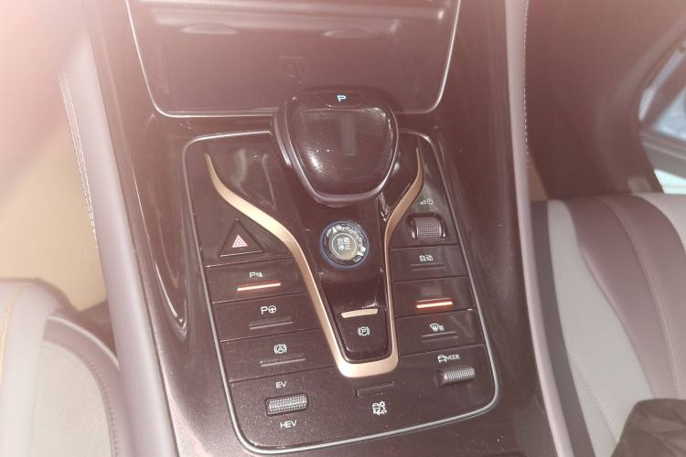 Used BYD Frigate 07 2023 DM-i 100KM Flagship Model Gear Lever