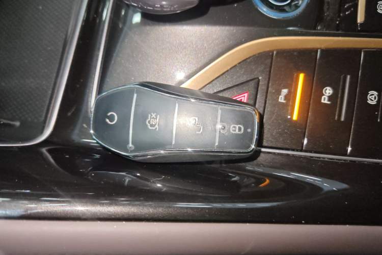 Used BYD Frigate 07 2023 DM-i 205KM Flagship Model Interior 1
