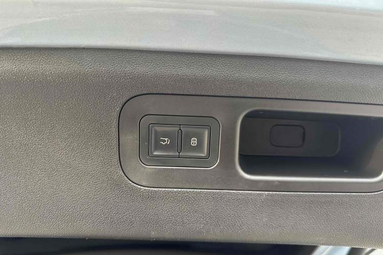 Used BYD Frigate 07 2023 DM-i 100KM Flagship Model Interior 13